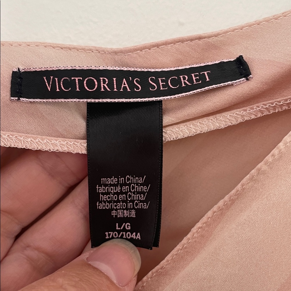 Victoria's Secret Silk Pink Striped Camisole size Large - Picture 2 of 5